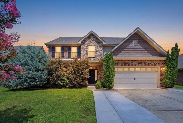 3011 Magnolia Leaf Cir SE, Owens Cross Roads, AL 35763