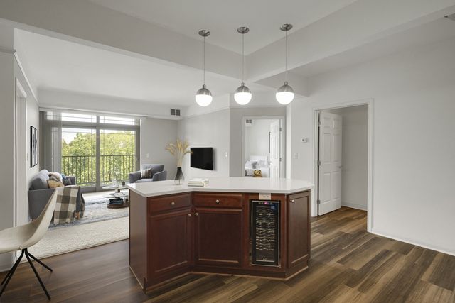 1361 Hampshire Ave  S #61-312, Minneapolis, MN 55426