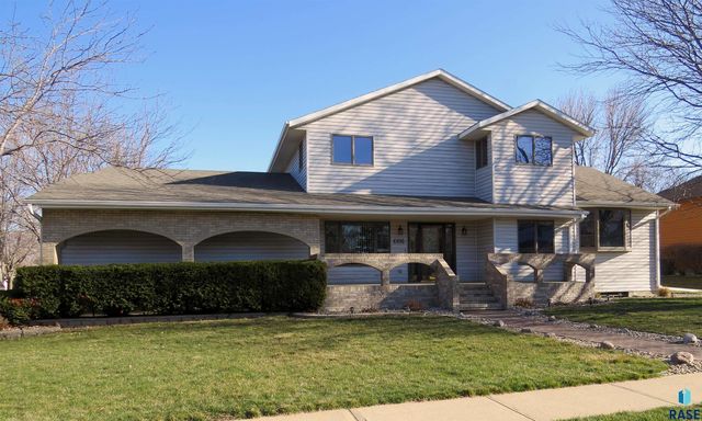 6816 W  32nd St, Sioux Falls, SD 57106