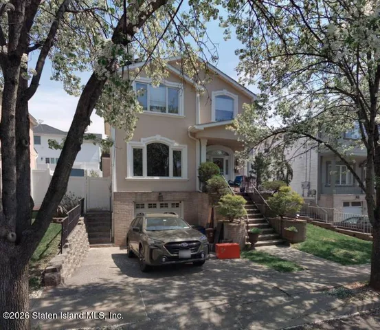 3 Terrace Ave, Staten Island, NY 10309
