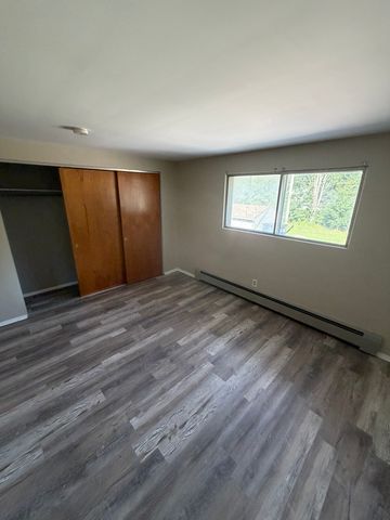 568 S  Transit St #4, Lockport, NY 14094