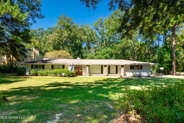 2258 Bellingrath Rd, Jackson, MS 39211
