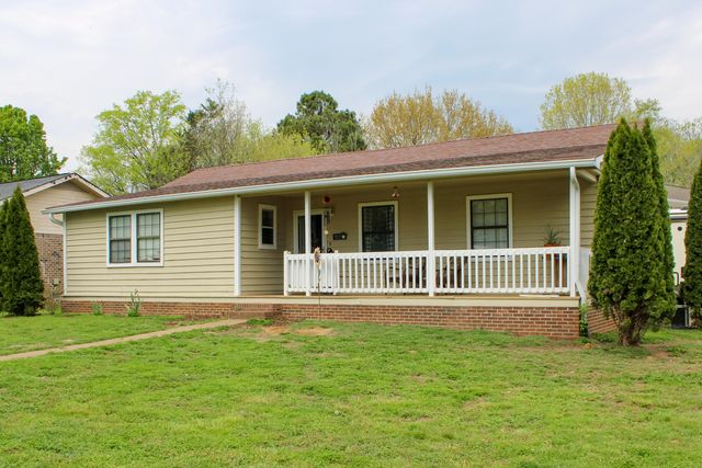 245 Hillview Dr NW, Cleveland, TN 37312