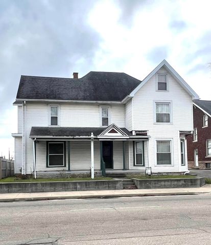 1516 & 1518 16th St, Bedford, IN 47421