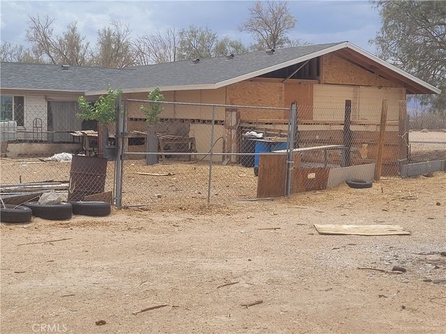 45323 Valley Center Rd, Newberry springs, CA 92365