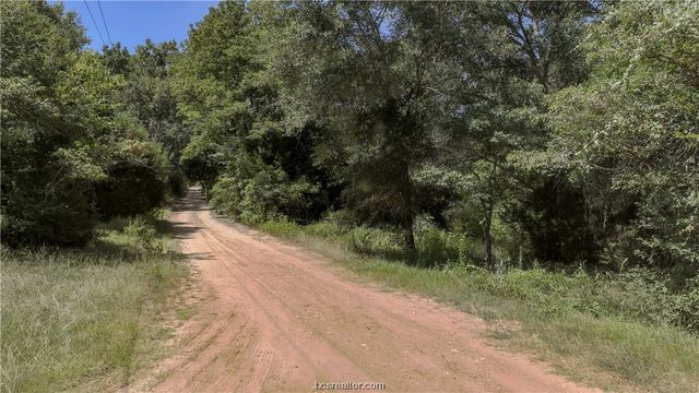 Lakeview Dr, Caldwell, TX 77836
