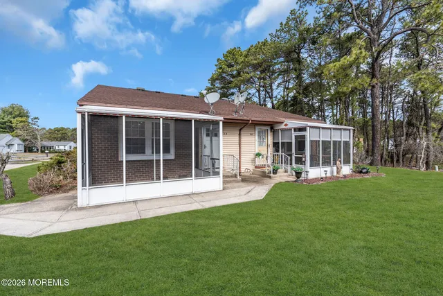 30 Easton Drive #B, Manchester Township, NJ 08759