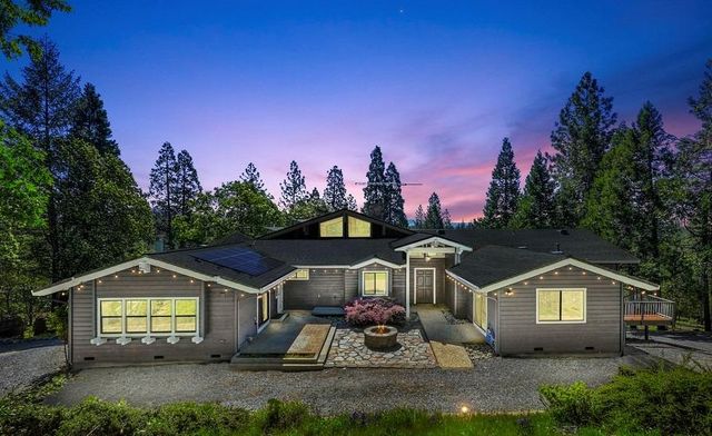 22270 Todd Valley Rd, Foresthill, CA 95631