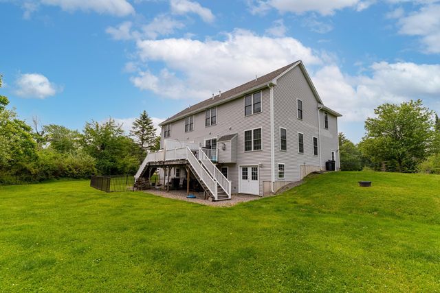 12 Pond View Drive, Greenland, NH 03840