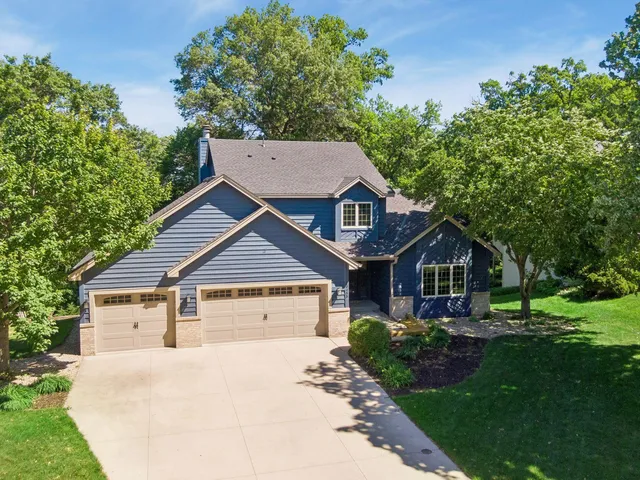 10455 170th St W, Lakeville, MN 55044