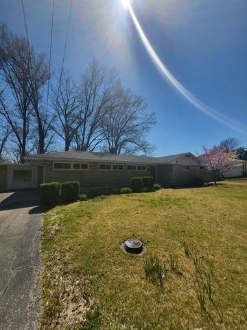 507 Pfeiffer Rd, Evansville, IN 47711