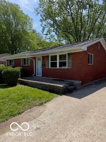 1449 Biloxi Ln, Beech Grove, IN 46107