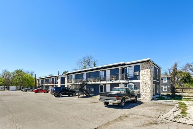 4438 N  Hein Rd #402, San Antonio, TX 78220