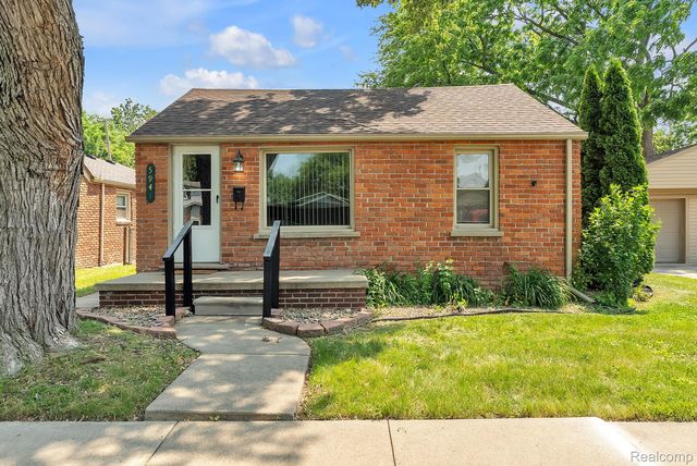 5941 Ziegler St, Taylor, MI 48180