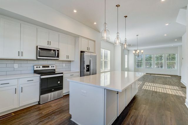 3039 Wells St #205, Avondale Estates, GA 30002