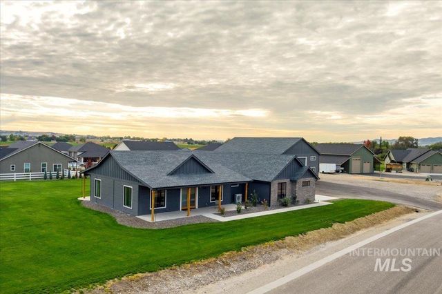 18426 River Canyon Rd, Wilder, ID 83676