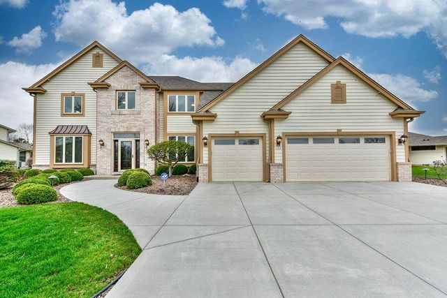 13320 West Eagle TRACE, New Berlin, WI 53151