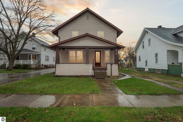 814 Gratiot Ave, Alma, MI 48801