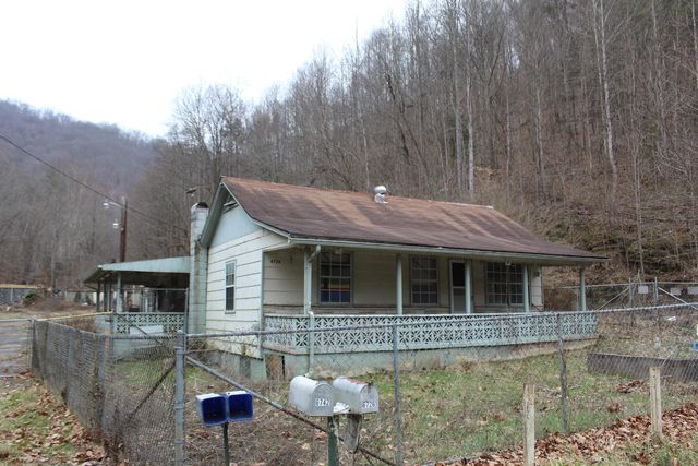 6726 State Highway 66, Arjay, KY 40902