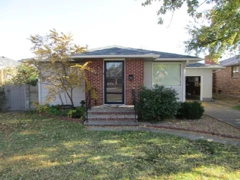 619 W  8th St, Julesburg, CO 80737