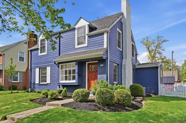 6640 Elm St, Cincinnati, OH 45227