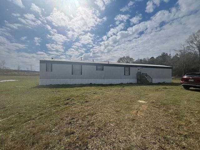 5580 Cannery Rd, Dalzell, SC 29040