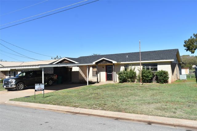 409 W  Mesquite St, Archer City, TX 76351