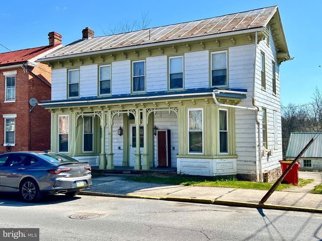 112 W  Big Spring Ave, Newville, PA 17241
