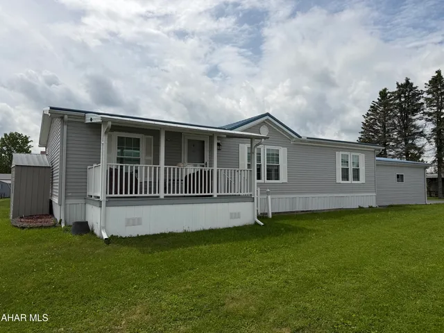 178 Circle Dr, Ebensburg, PA 15931