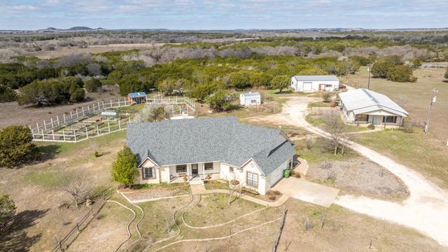 7926 FM 927, Walnut Springs, TX 76690