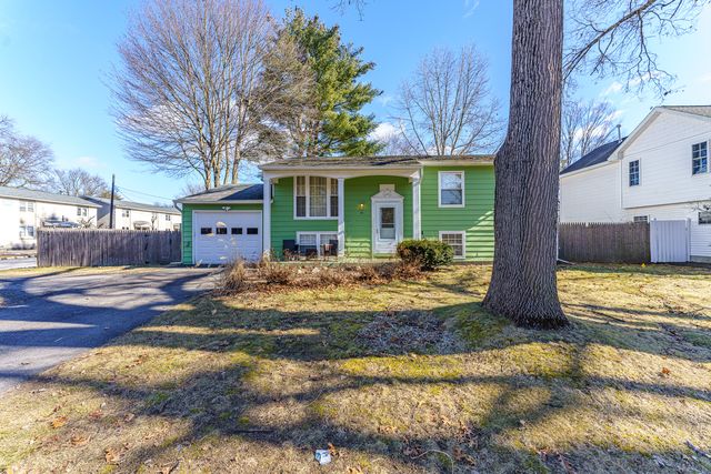 51 Vanderbilt Ave, Saratoga Springs, NY 12866