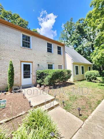 7752 Matisse Way, Springfield, VA 22153