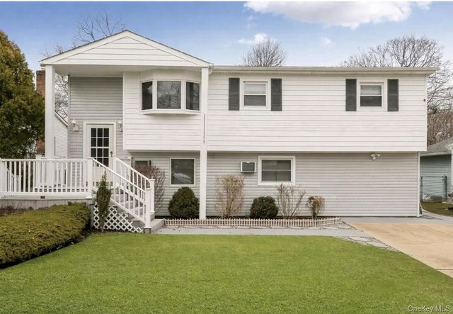 377 Deer Road, Ronkonkoma, NY 11779