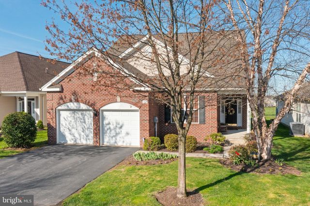 2004 Kingsview Rd, Macungie, PA 18062