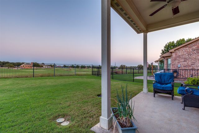 6605 Algarve Dr, Denton, TX 76210