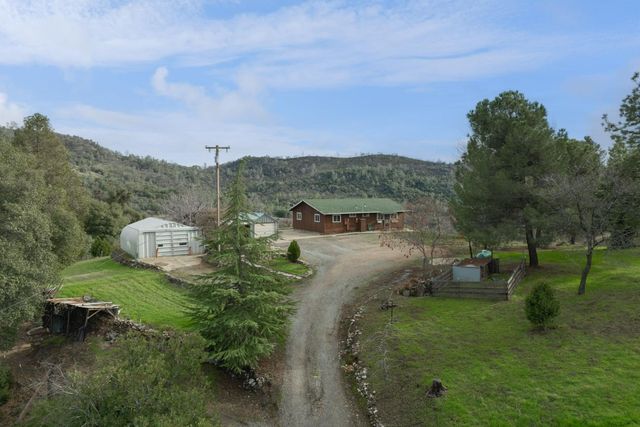 4635 Moaning Cave Rd, Vallecito, CA 95251