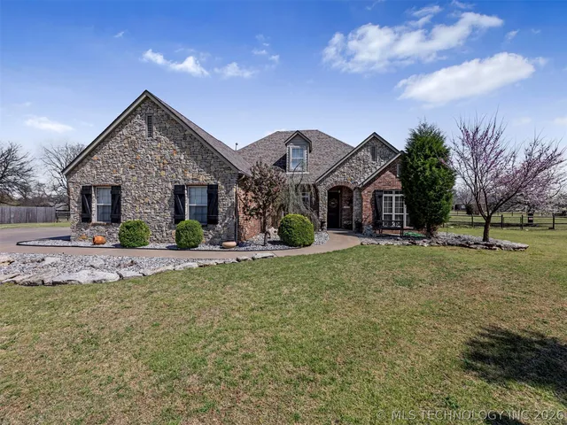 19592 E  73rd Pl N, Owasso, OK 74055