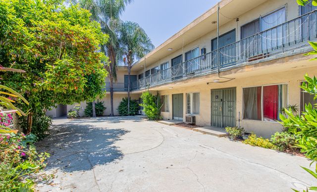 8165 Langdon Ave #5589344, Van Nuys, CA 91406