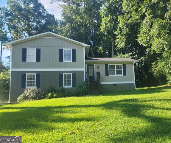 4641 Lucerne Valley Rd, Lilburn, GA 30047