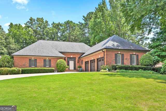 2835 Willow Green Ct, Roswell, GA 30076