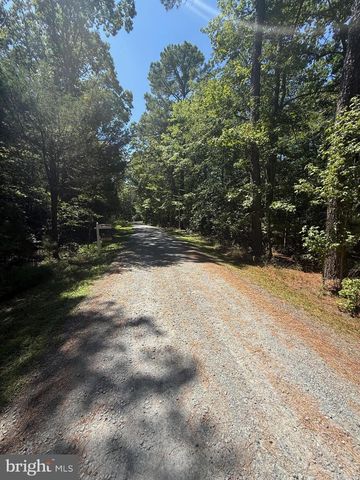 13190 Saint Johns Creek Rd, Lusby, MD 20657