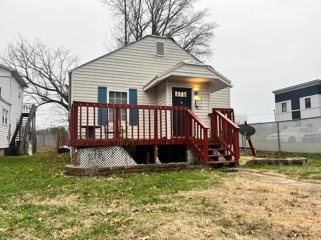 4213 River Ave, South Charleston, WV 25309