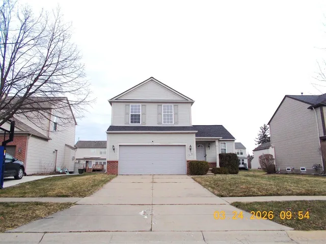 9855 High Meadow Dr, Ypsilanti, MI 48198