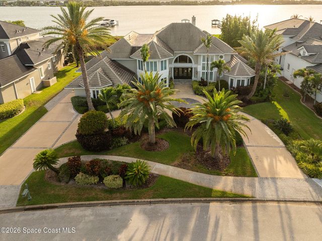 281 Lansing Island Dr, Satellite Beach, FL 32937