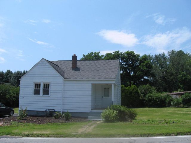 904 W  Oak St, Old Forge, PA 18518