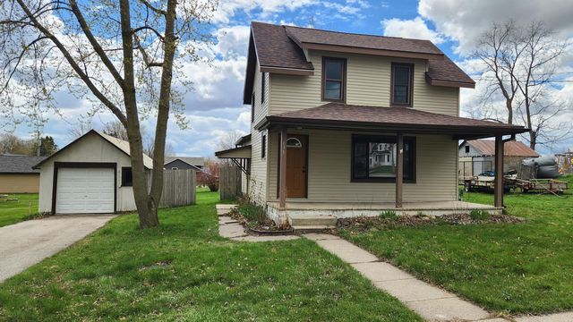 635 2nd Ave SW, Plainview, MN 55964