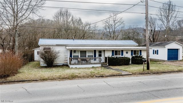 668 E  Washington Ave, Ellenboro, WV 26346