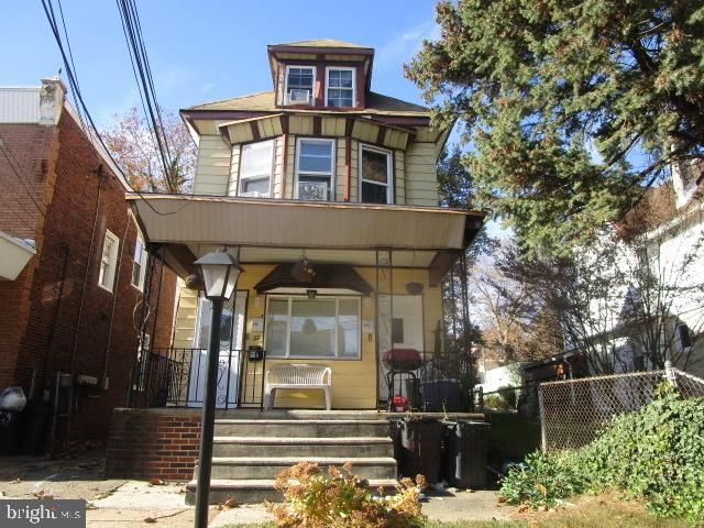 322 S  5th St, Darby, PA 19023