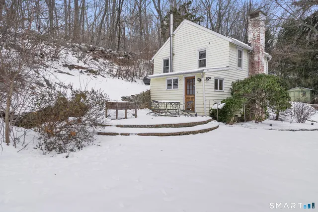 7 Peaceable Street, Redding, CT 06896