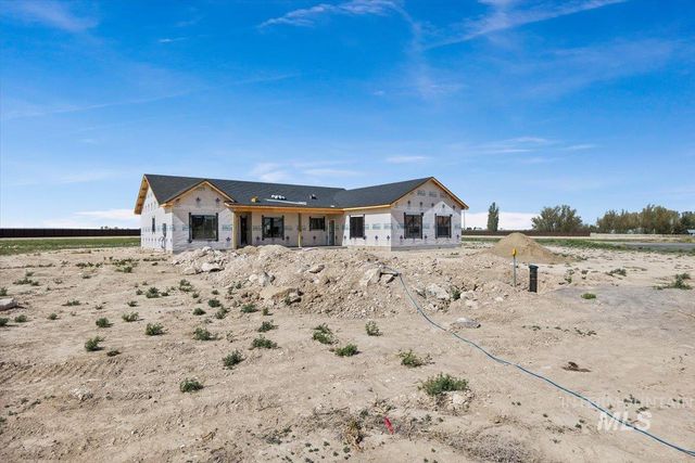 3705 N  2416 E, Filer, ID 83328